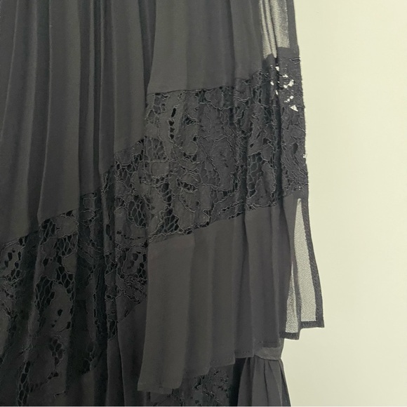 Black Dress BCBG MaxAzria 🎄 Holiday Sale ✨ - Picture 10 of 12